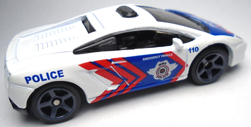 2019 MATCHBOX LAMBORGHINI GALLARDO LP 560-4 POLIZIA #110 WHITE 2 5/8" POLICE CAR - Picture 4 of 6