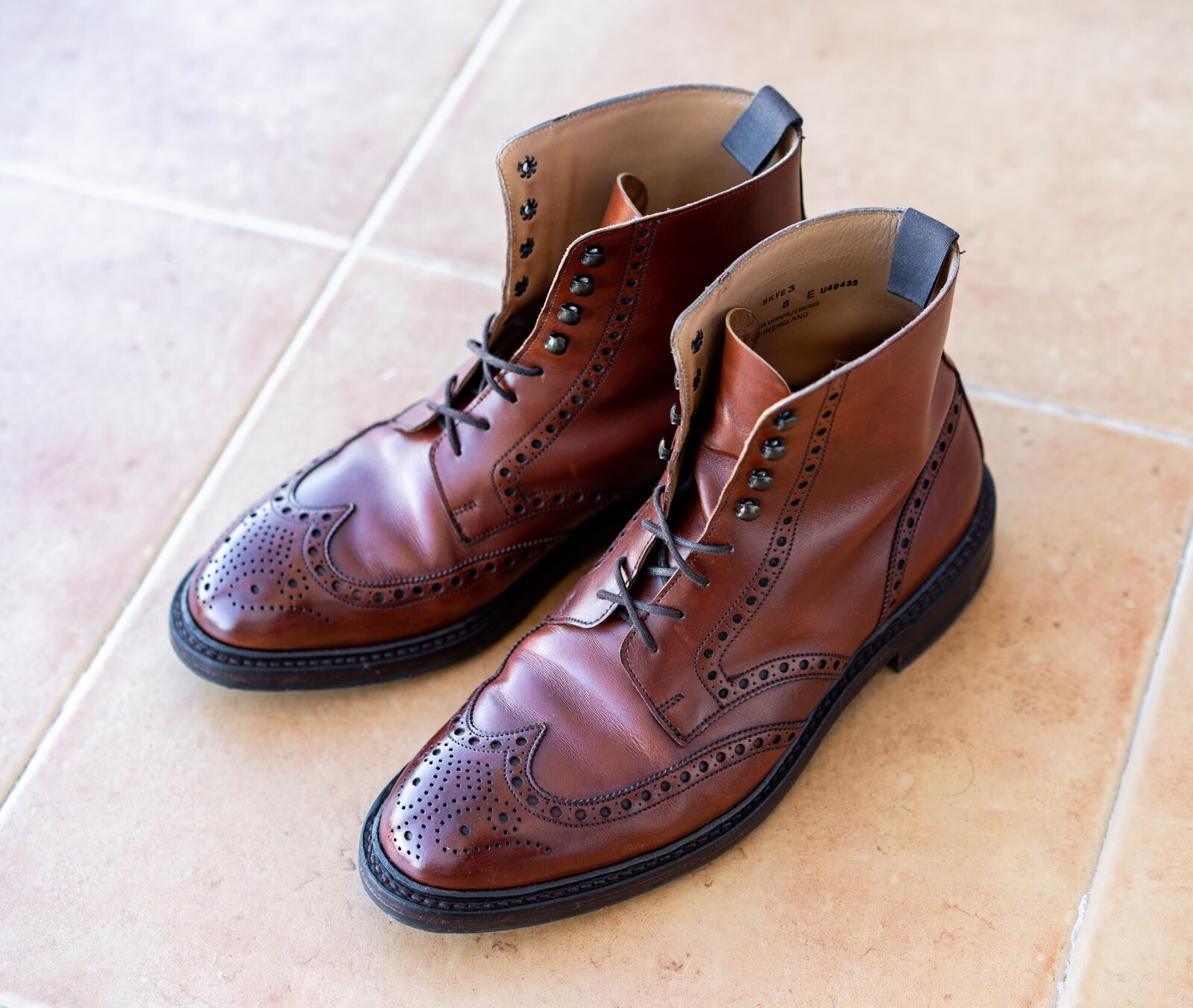 Crockett & Jones Skye III Chestnut Burnished Calf Brogue Stiefel UK 8 E Crockett & Jones Skye III Chestnut Burnished Calf Brogue Stiefel UK 8 E