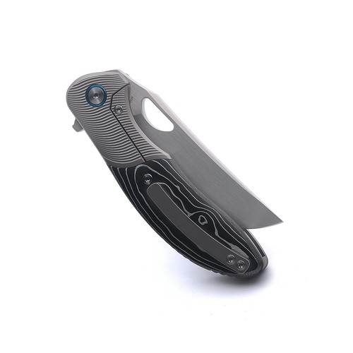 Miguron Dromos Flipper Folding Knife Ti CF Handle M390 Plain Edge Satin 611CWBN - Picture 2 of 4