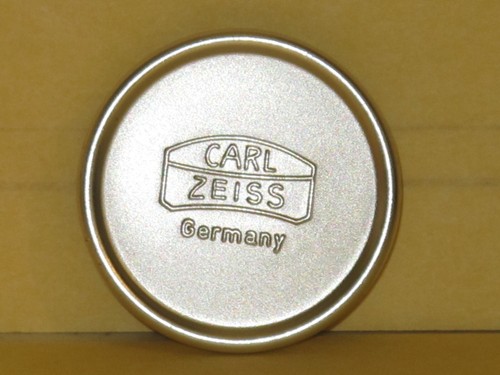 28mm Carl Zeiss Metal Lens Cap  Leica  #28 p-ntt - Picture 1 of 3