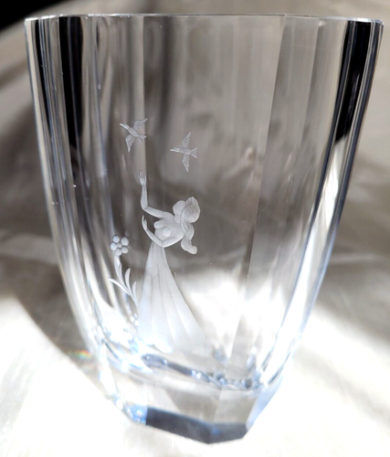 Vintage Orrefors Signed Crystal Vase Etched Girl Flying Birds 5.5 In - 第 3/17 張圖片