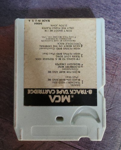 Elton John - Don't Shoot Me I'm Only The Piano Player 8-Track Tape  - Picture 3 of 3