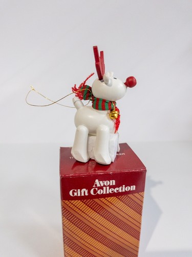 Avon 1987 Belvedeer "The Christmas Reindeer" Ornament Avon Gift Collection NOS - Picture 3 of 4