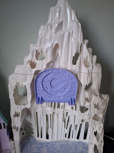 Disney Frozen Castle & Ice Palace Playset, 2 Castles In 1 Plus Other Items - Picture 13 of 24