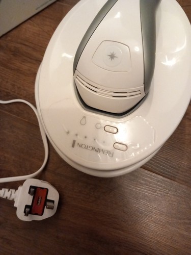 Remington IPL6250 I-Light Essential Hair Removal Device - Picture 4 of 7