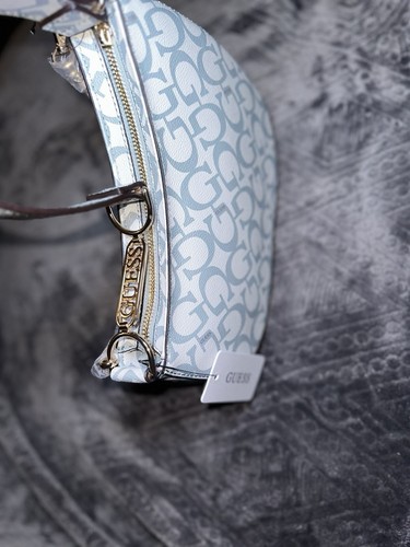 Guess  Bobbin Shoulder Bag With Gold Logo Design Strap,Blue (G) Patterns Design  - Bild 2 von 3