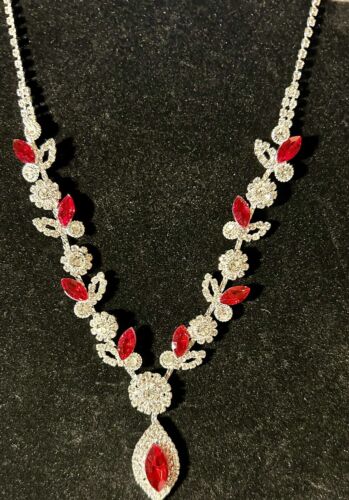 Strass Modeschmuck für Heimkehr/Abschlussball/Hochzeiten Selver und Rot  - Bild 3 von 7