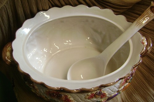 VINTAGE FITZ & FLOYD AMNIBUS LARGE TUREEN HARVEST TIMES 3 3/4 QT. LADLE FALL - Picture 5 of 14