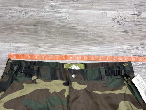 Northwest Territory Came Hunting Brush Guard Pants Mens Size L Nylon Zip Leg NWT - Picture 12 of 13
