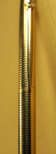 Bolígrafo suizo "Caran d'Ache" CdA MADISON cebada chapado en oro "G" década de 1973 - Imagen 9 de 24