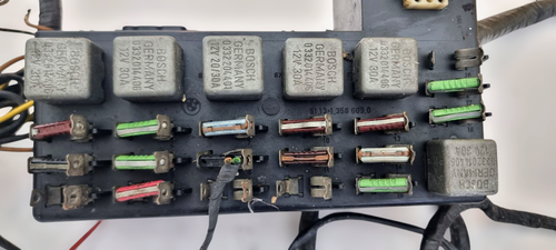 Original BMW E21 Sicherungskasten Kabelbaum Relais 13586090, 0332014406, 925334 - Bild 7 von 23