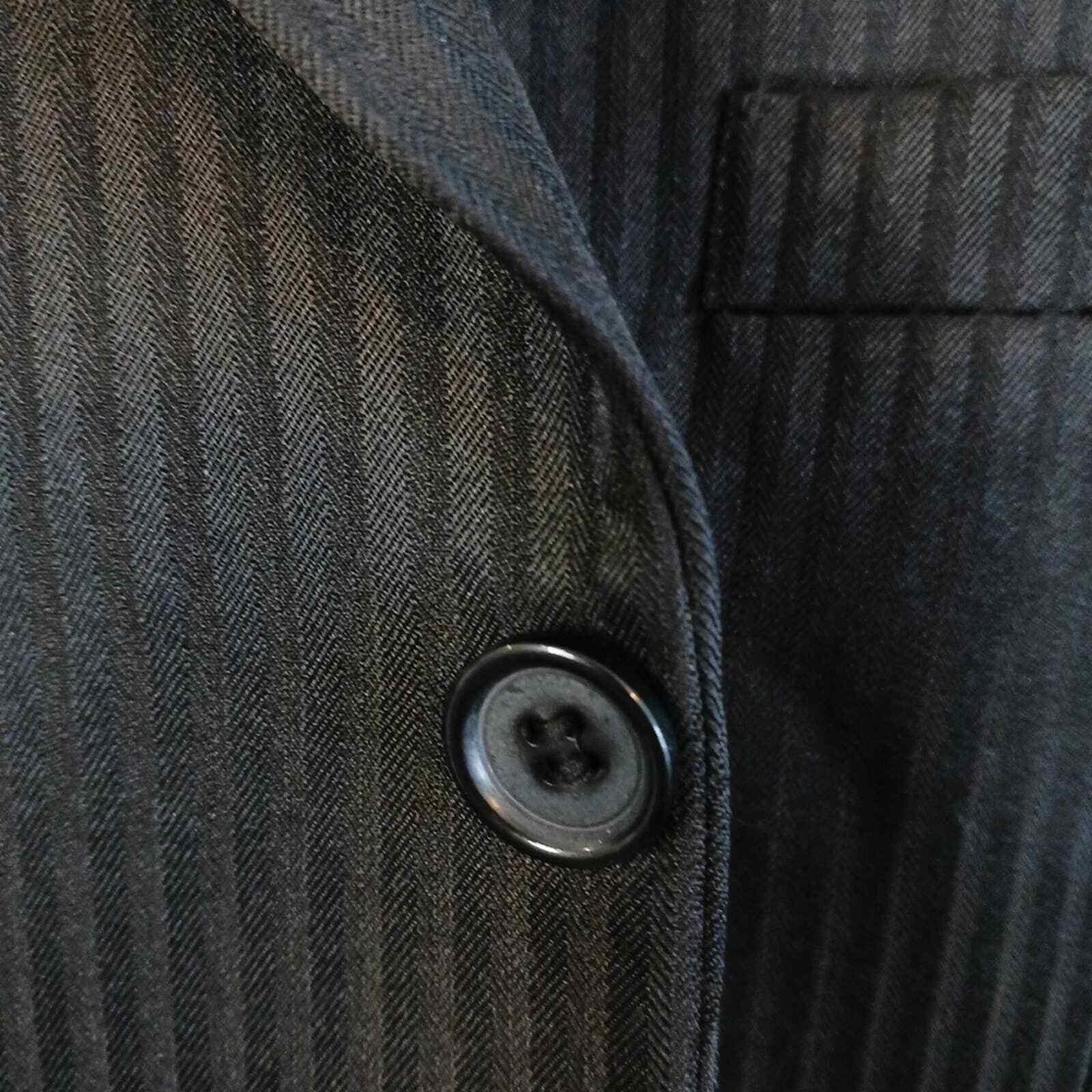 Picture 6 of 12