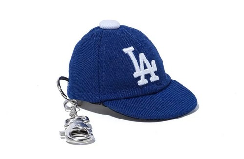 New Era Cap Key Chain MLB LA Dodgers Logo Miniature Accessories Japan NEW - Picture 3 of 4