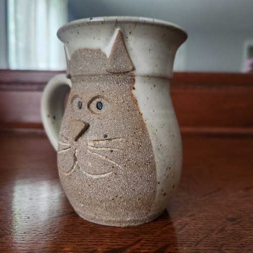 NUEVA Taza Pulick Pottery Lanzada a Mano Gato Sin Plomo Gres Arcilla Firmada 41/2" Beige - Imagen 2 de 9