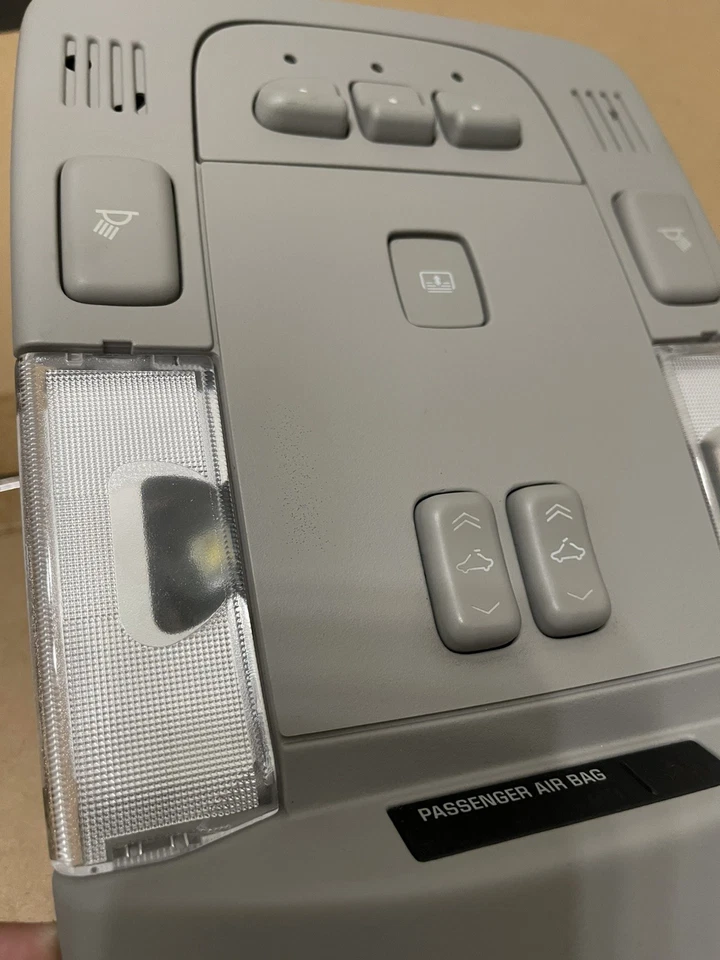 Cadillac DTS 2006-2008 consola aérea domo mapa luz Homelink gris Foto 4 de 4