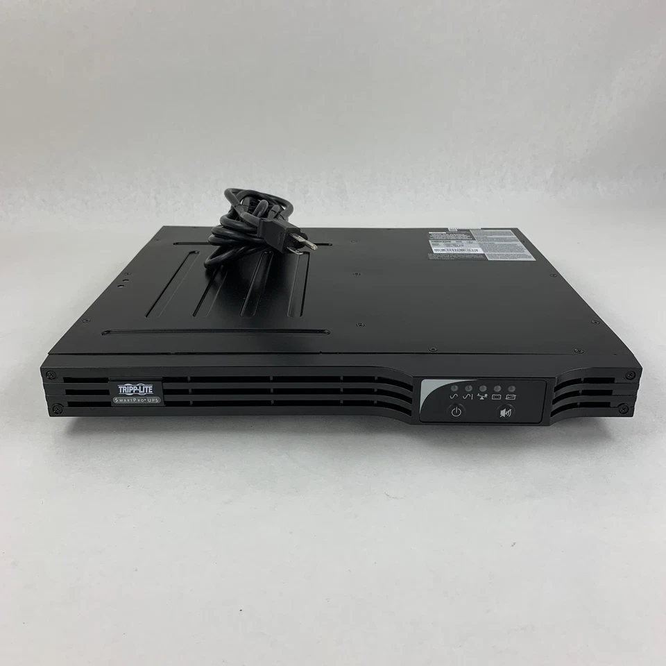 Tripp Lite SMART1000RM1UN Series SmartPro 120V 1kVA 800W No Batteries Tested - Image 2 of 4