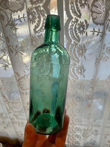 1870 Green Master Ink Utility Bottle Cylinder 3 Piece Mold Applied Lip Blown