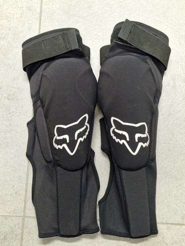 Fox Launch D30 Knee / Shin Pads size Large