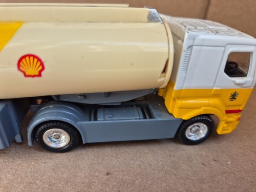 Corgi Superhaulers TY86902 Renault Cab & Fuel Tanker Shell 1:64 - Picture 5 of 7