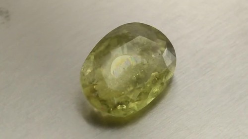 4.98 Ct Oval 13.7 x 9.8 MM 100% Natural Olive Green to Red Turkey Diaspore - Video 1 of 1