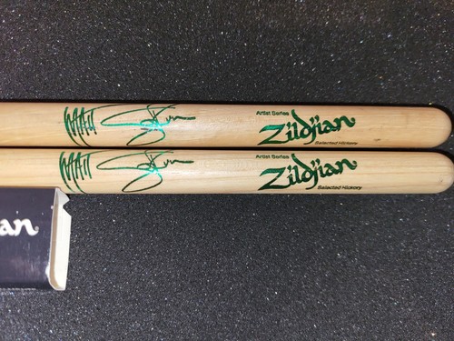 MATT SORUM RARE DRUMSTICK LOT ZILDJIAN MADE ONLY FOR MATT GUNS N' ROSES OWNED BY - Picture 3 of 7