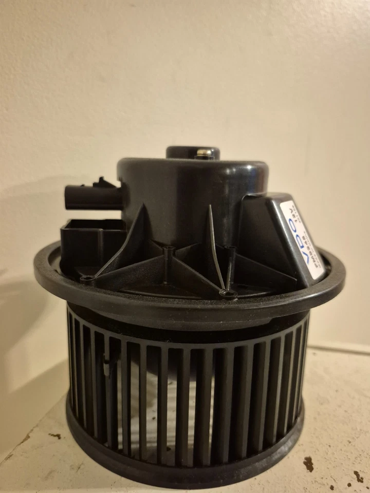 VDO PM9245 Blower Motor 2002-2007 JEEP LIBERTY/WRANGLER - Image 3 of 4