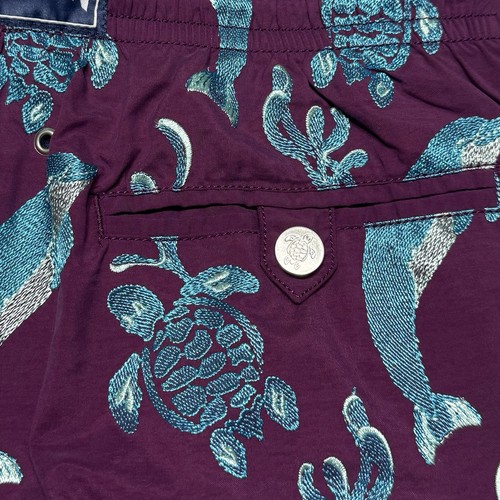 Vilebrequin Herren Badeshorts Mistral Delphin bestickt Stil: MISH1C12 Größe S - Bild 13 von 13