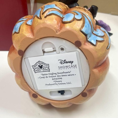 Figuras Jim Shore Mickey y Minnie Mouse para Halloween con etiquetas y caja Usadas - Imagen 7 de 12
