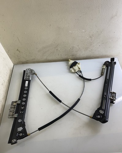 VW GOLF MK6 CONVERTIBLE DRIVER SIDE FRONT WINDOW REGULATOR 5K7837462B