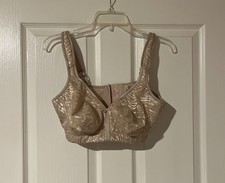 Breezies Safari Lace Seamless Wirefree Support Bra Sunbeige 38 DDD A275343