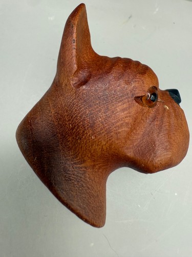 NACHLASS VINTAGE BOXER HUND HOLZ BROSCHE ANSTECKNADEL GLASAUGEN WELPENLIEBHABER TOLLES GESCHENK - Bild 6 von 8
