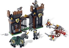 LEGO Castle 7187 Escape from the Dragon's Prison 4 Minifigures 185 Pieces & Box