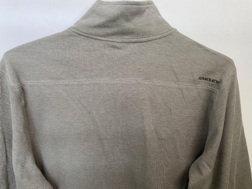 Nuevo con etiquetas Oakley Pulóver Castaño Camisa Sudadera Mangas Largas Gris Mediano o Grande ROBLE $65 - Imagen 4 de 8