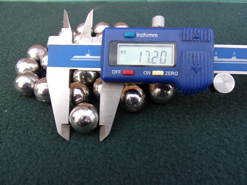 35 17.2mm approx round lead balls catapult slingshot ammo - Picture 2 of 2
