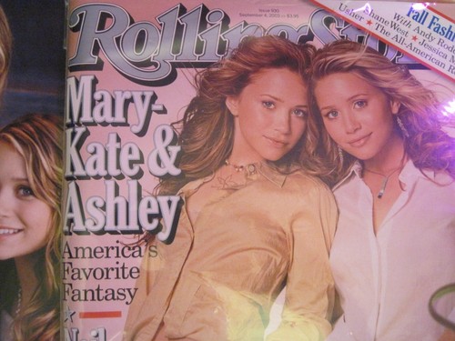 Lot Of 4 MARY-KATE & ASHLEY OLSEN Rolling Stone Calendars Gorgeous Magazines HOT - Picture 2 of 11