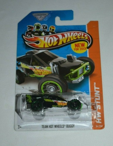 2013 HOT WHEELS HW STUNT - TEAM HOT WHEELS BUGGY BLACK AND GREEN - Picture 1 of 3