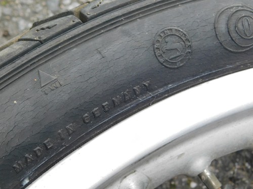 1970's BMW R90/6 Motorcycle Airhead Rear Wheel Spokes and small chip on Hub 20" - Picture 6 of 12