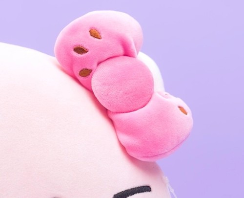 Sanrio x Squishmallows Hello Kitty Pink Strawberry Bow Cuddly Plush 12in NWT - Picture 2 of 10