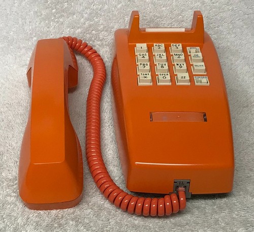 Vintage AT&T Model 100 Series ORANGE Push Button Touch Dial Wall Mount Telephone - Picture 3 of 7