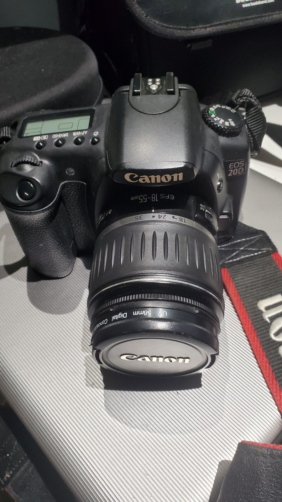 Canon EOS 20D ズームレンズ2本(EFS17-85㎜、10-22㎜) 日本