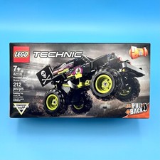 LEGO Technic Monster Jam Grave Digger 2 in 1 Pull Back Truck (42118) *SEALED*