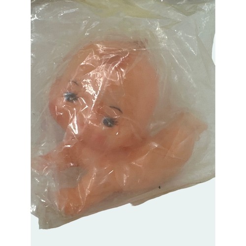 Vintage Kewpie Doll Crawling Rubber Vinyl Naked Baby Shower Cake Topper 4.75 in - Picture 3 of 8