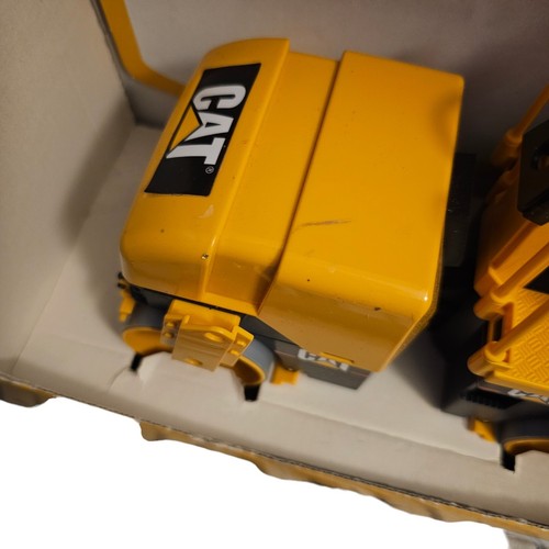 Bruder Toys Caterpillar Asphalt Drum Compactor 02434 - Picture 3 of 4