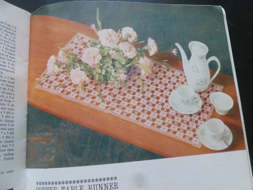 CROCHET FOR THE TABLE - COATS Book No. 814 (1961) - Picture 7 of 12