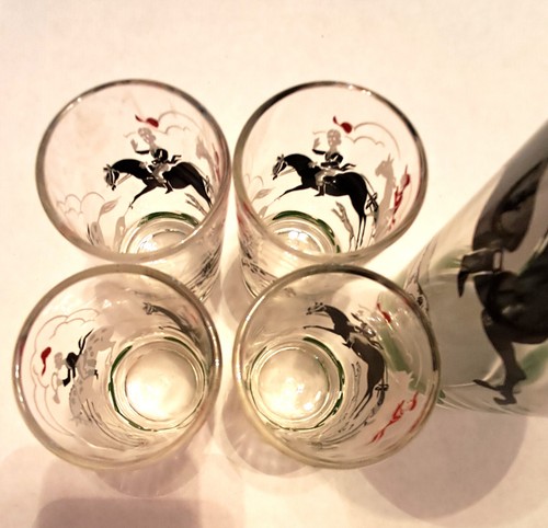 Hazel Atlas Tally Ho Fox Hunting 50s Cocktail Shaker Set Vtg 4 Tasting Glasses - Picture 11 of 16