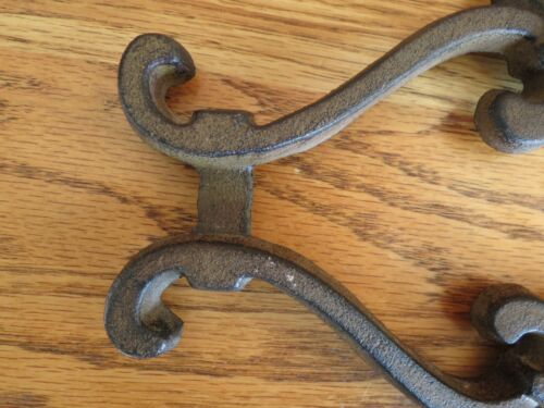 Cast Iron Fleur de Lis Topper Wall Plaque Door Pediment - Picture 2 of 8