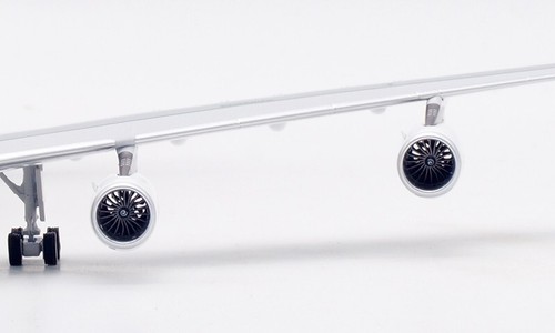 Modelo de avión fundido a presión 1:200 InFlight200 Airbus House color A340-200 F-WWBA - Imagen 11 de 15