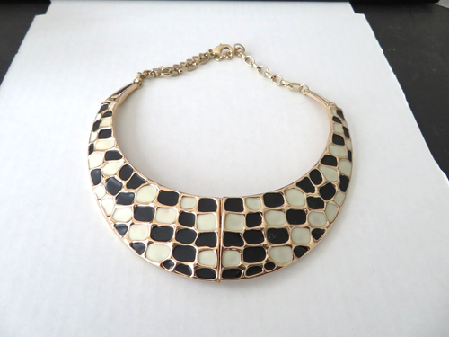 TALBOTS COLLAR NECKLACE 16-18"