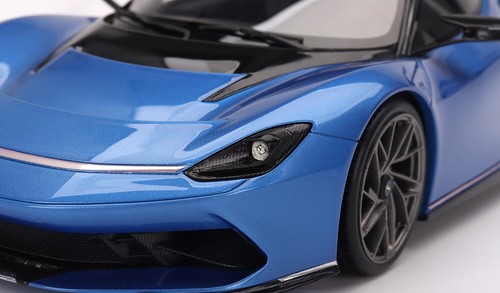 TSM Model 1/18 AUTOMOBILI PININFARINA BATTISTA GENEVA WORLD PREMIERE 2019 ICONIC - Picture 4 of 6