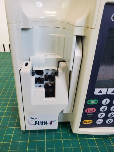 LOT OF 4 HOSPIRA PLUM A+ IV INFUSION PUMPS W/ CORDS - Picture 12 of 22